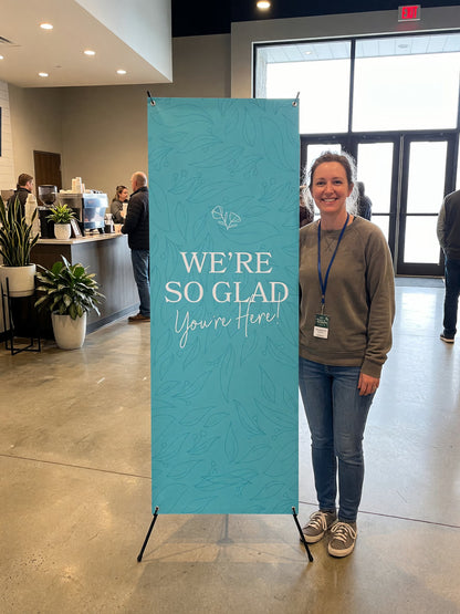 Welcome Backdrop &amp; Banner — Popup X-Stand